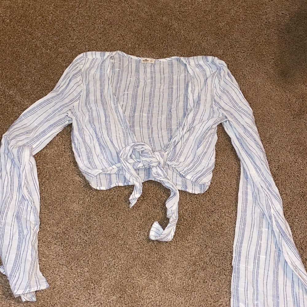 Hollister Long Sleeve Crop Top